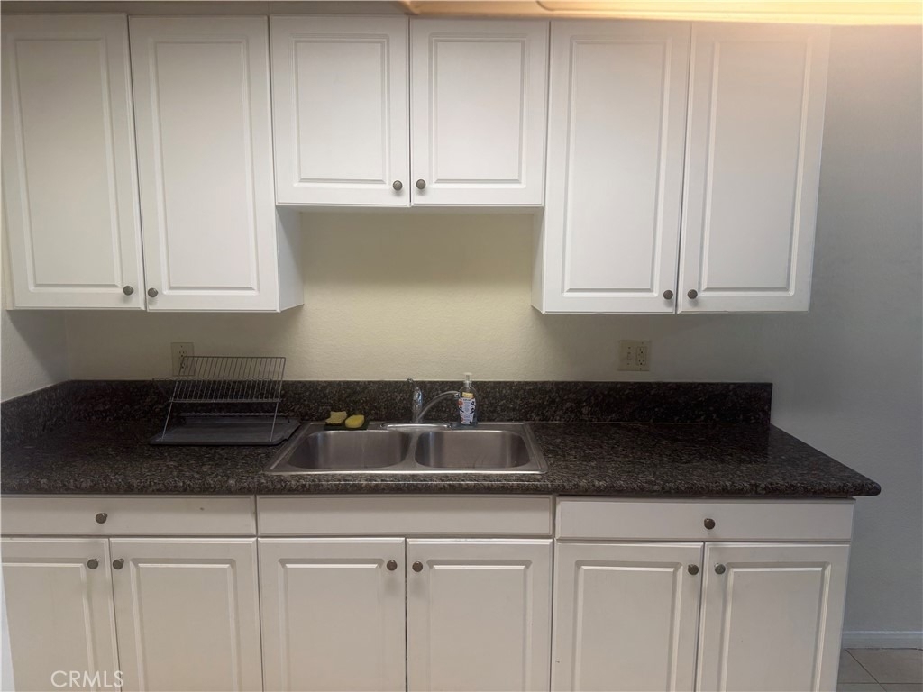 1015 Parton Street - Photo 17