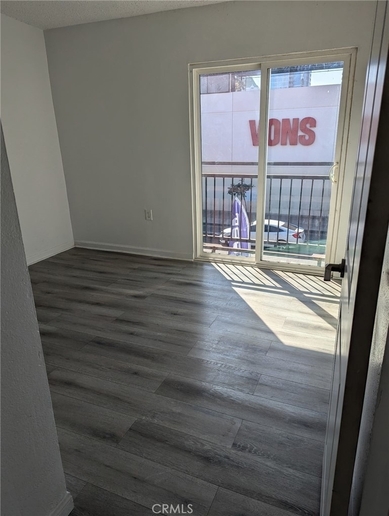 643 E Broadway - Photo 0