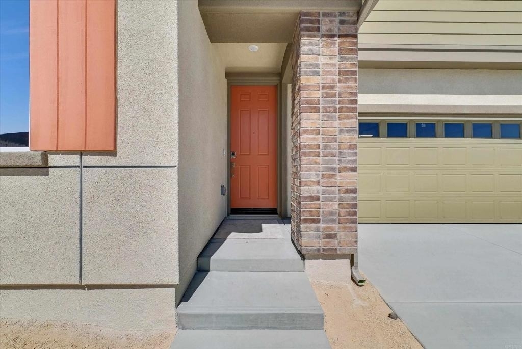 34427 Sakura Ln - Photo 2