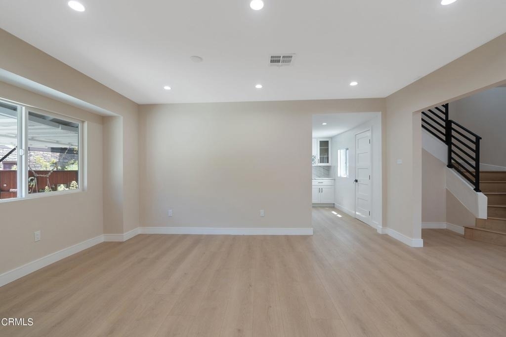 1206 Tamarind Avenue - Photo 14