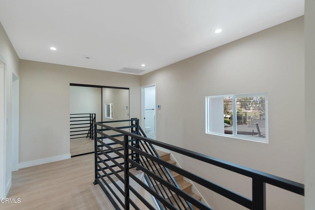 1206 Tamarind Avenue - Photo 19