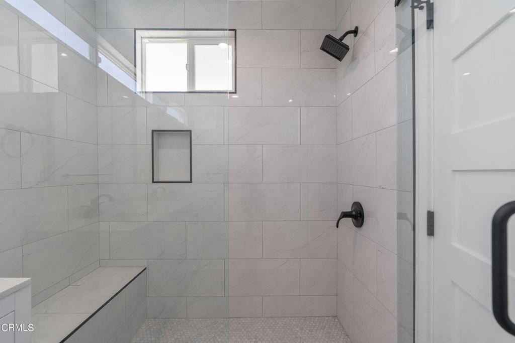1206 Tamarind Avenue - Photo 22