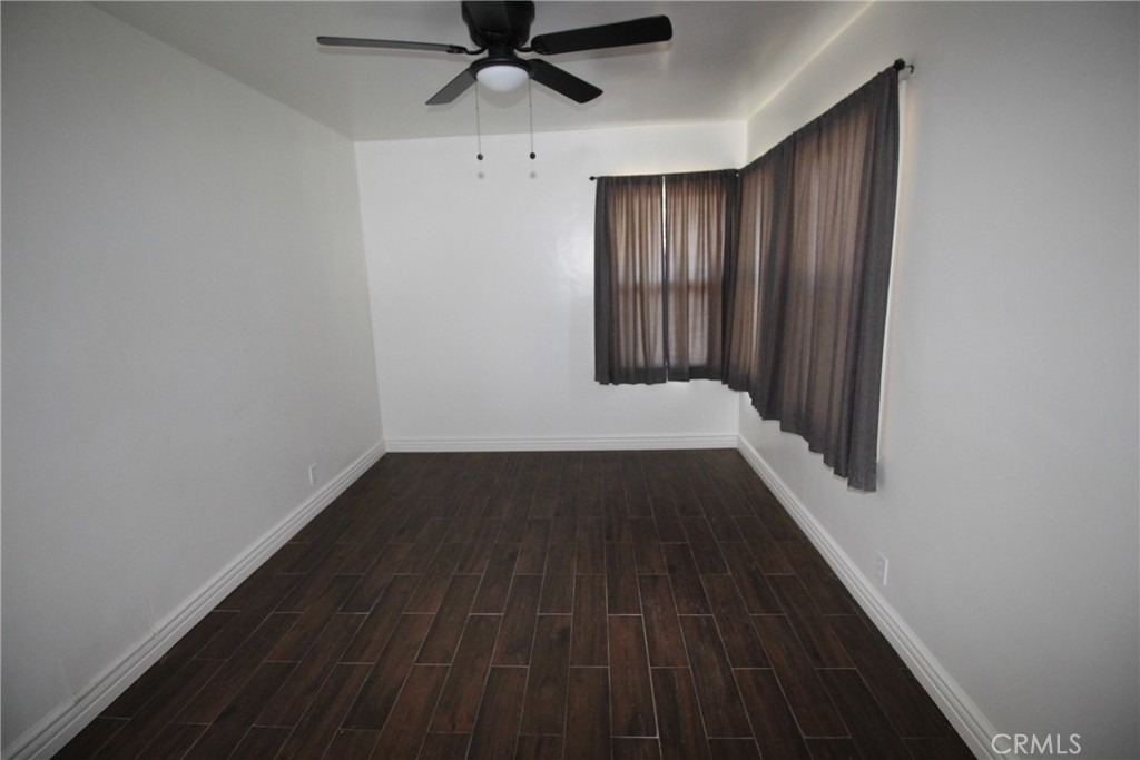 4954 Tweedy Boulevard - Photo 7