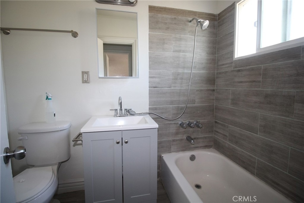 4954 Tweedy Boulevard - Photo 6