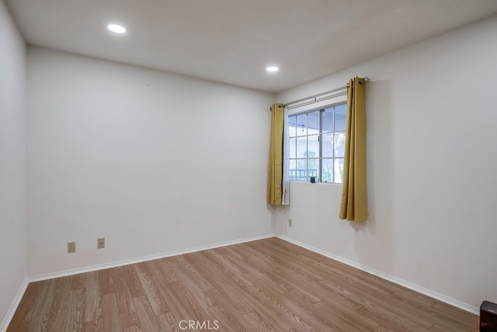 27196 Ryan Drive - Photo 9