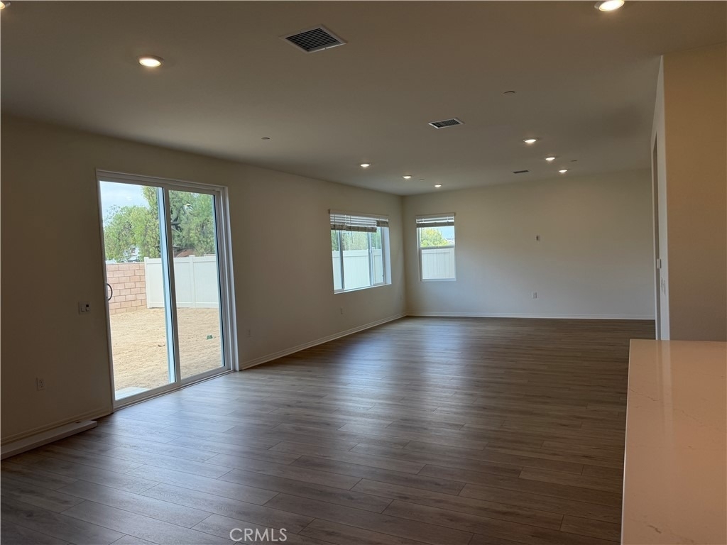 9707 Babaco Street - Photo 13