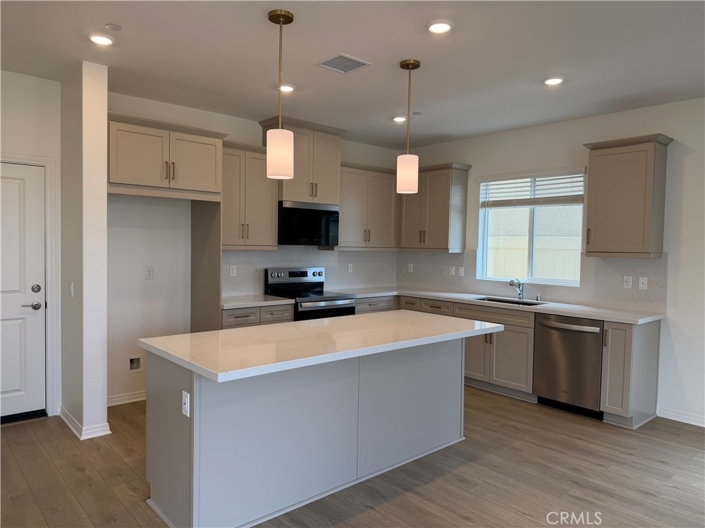 9707 Babaco Street - Photo 10
