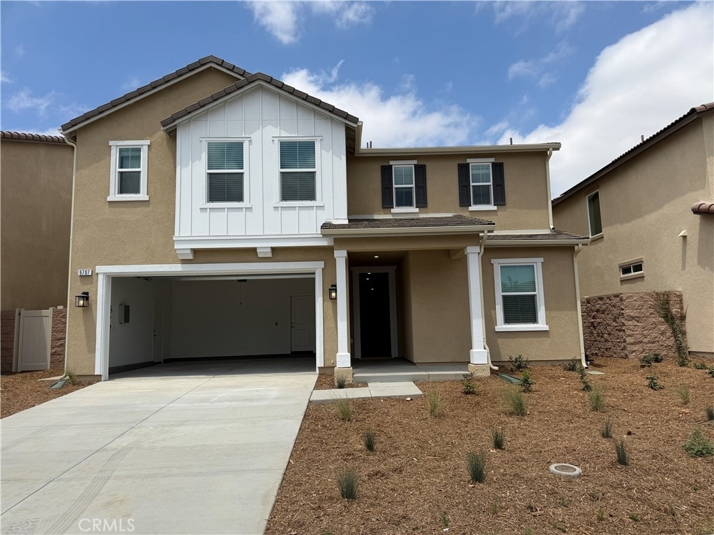 9707 Babaco Street - Photo 0