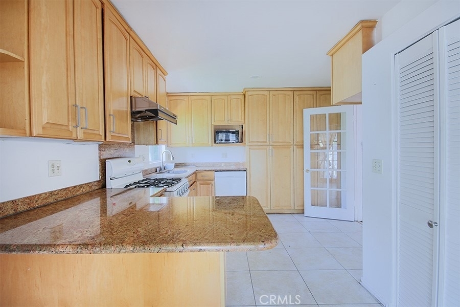 9381 Nichols Drive - Photo 14