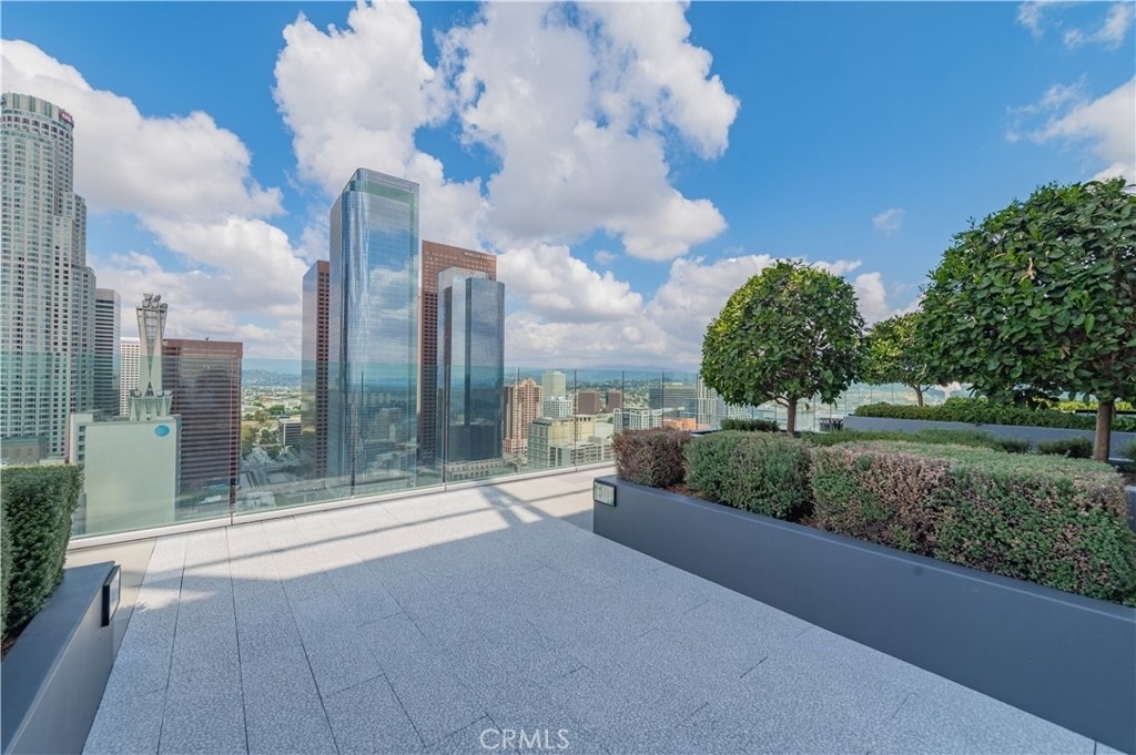 400 S Broadway S - Photo 47
