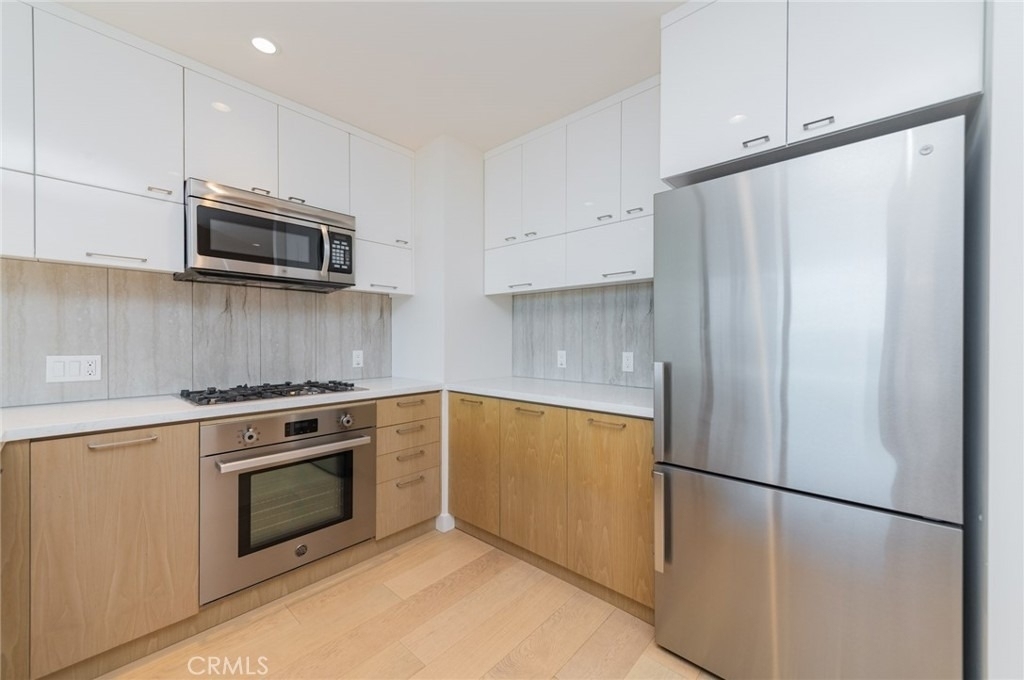 400 S Broadway S - Photo 4