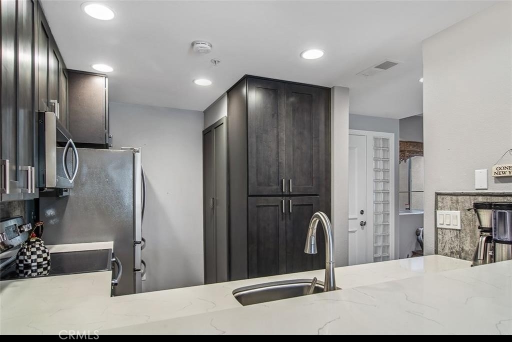 2233 Martin - Photo 24