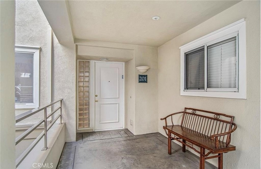 2233 Martin - Photo 4