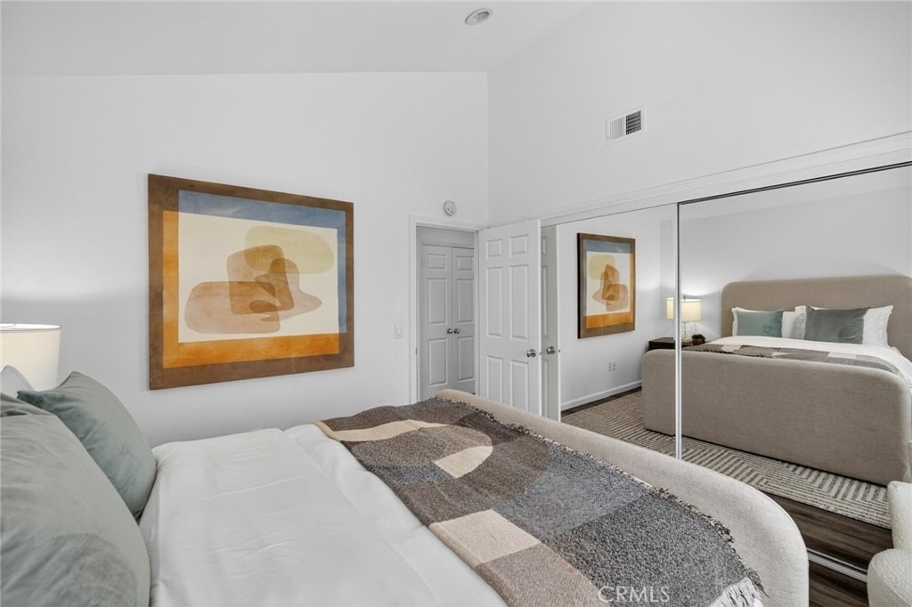 431 Nyes Place - Photo 26