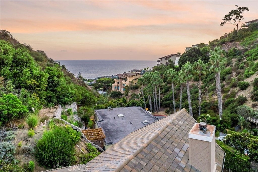 431 Nyes Place - Photo 40