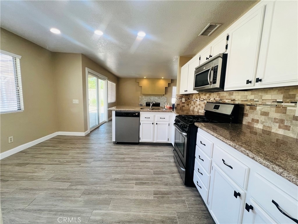 13278 Cardinal Road - Photo 6