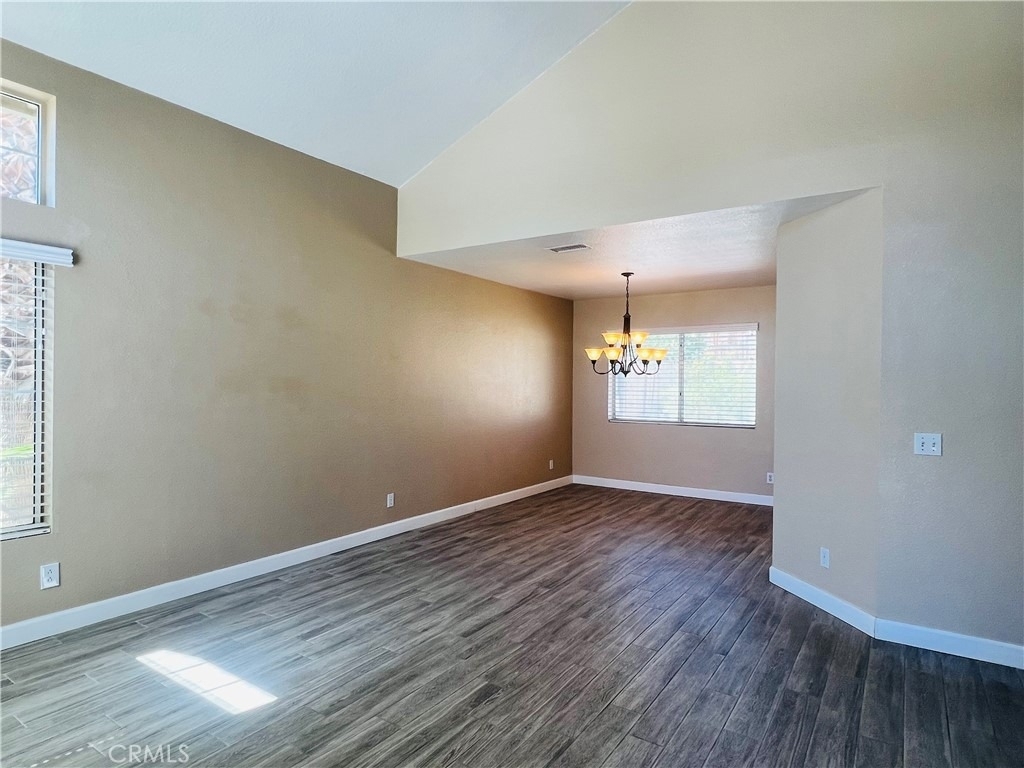 13278 Cardinal Road - Photo 3