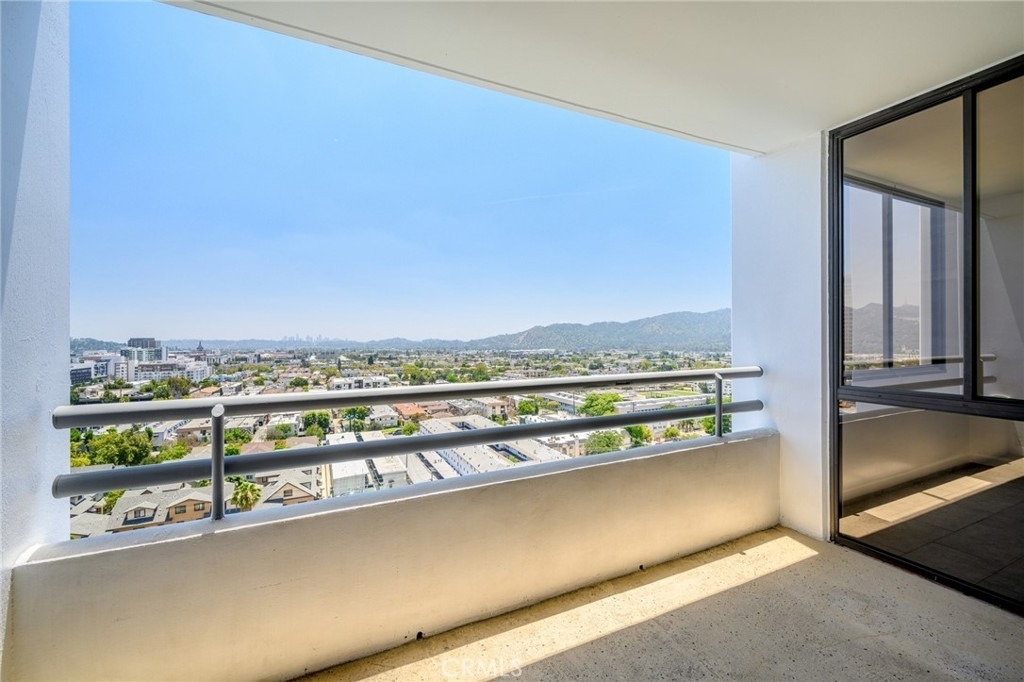 343 Pioneer Drive - Photo 9