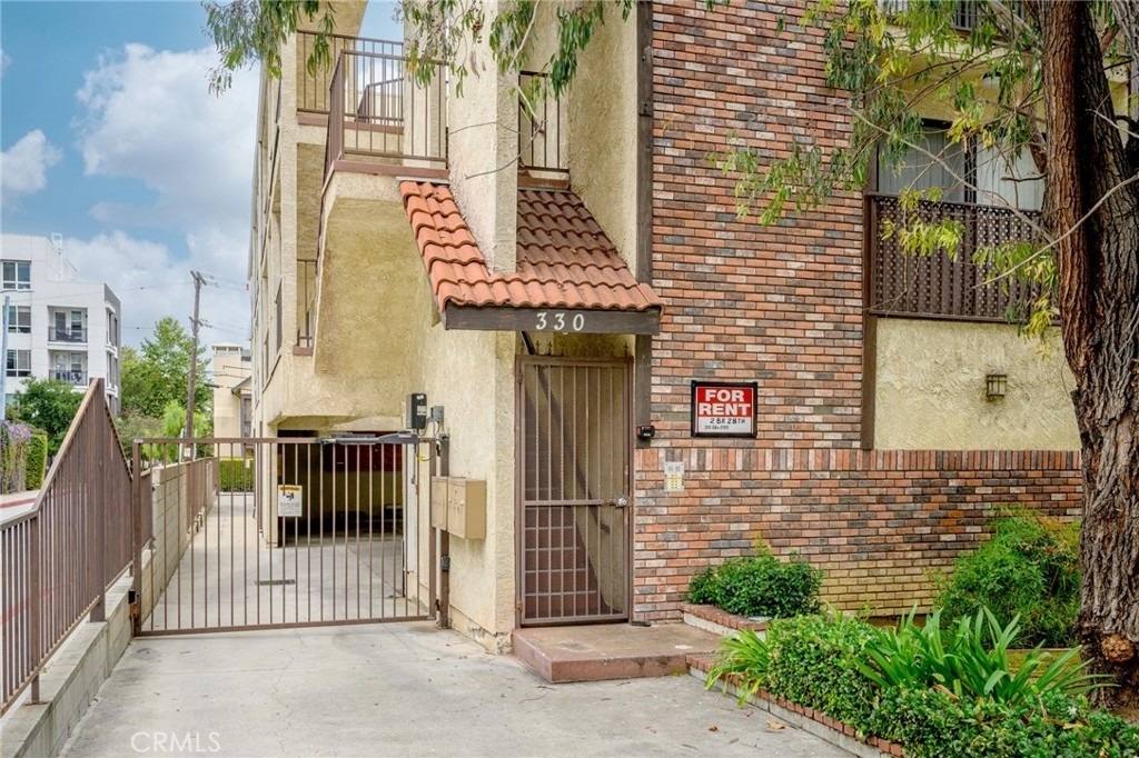 330 Pioneer Drive - Photo 20