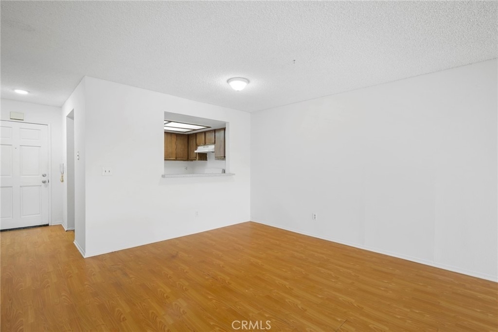 330 Pioneer Drive - Photo 7