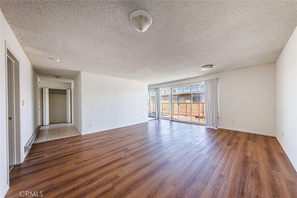 810 E Grand Ave - Photo 10
