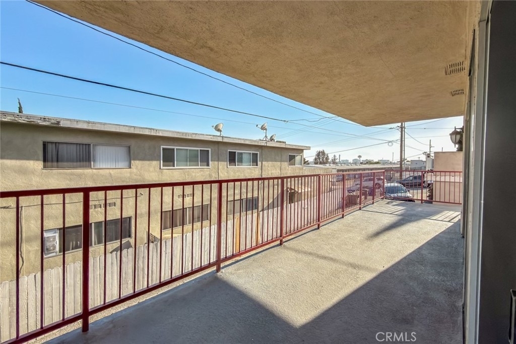 810 E Grand Ave - Photo 27