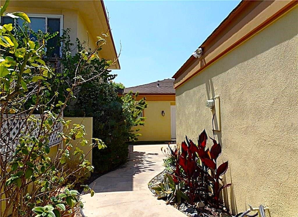 81 Seton - Photo 2