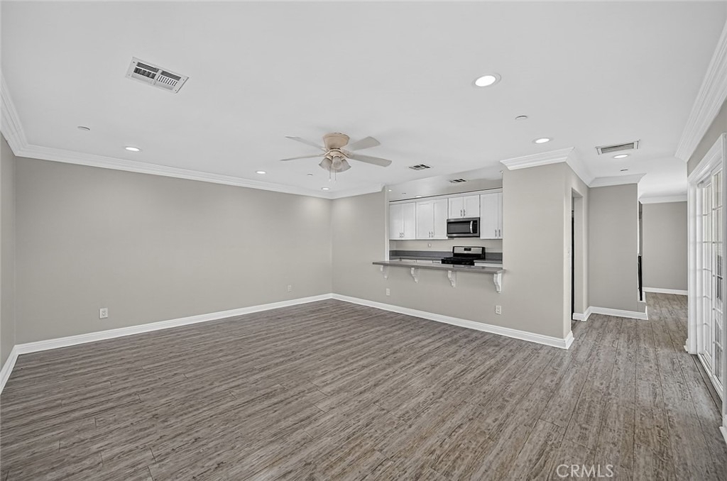 7923 Ledge Ave - Photo 3