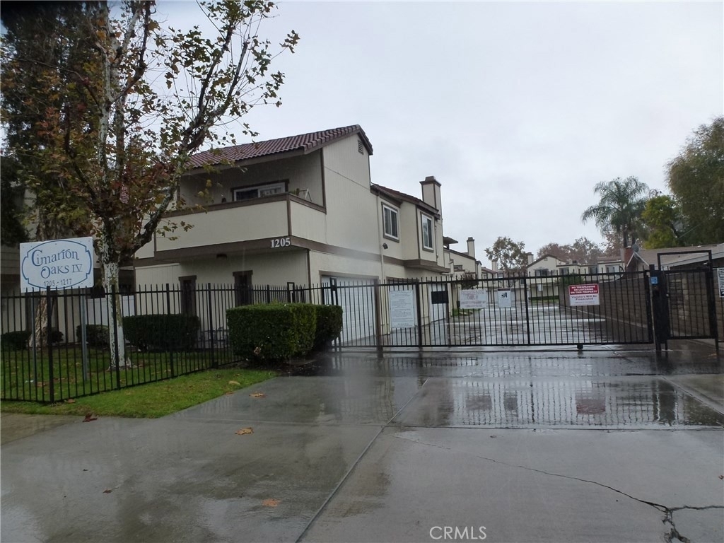1211 S Palmetto Avenue - Photo 0