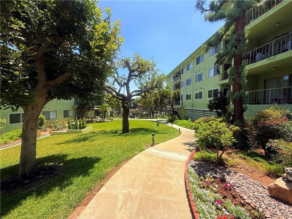 1301 S Atlantic Boulevard - Photo 35