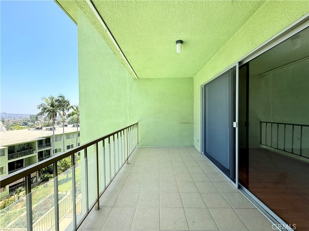 1301 S Atlantic Boulevard - Photo 10