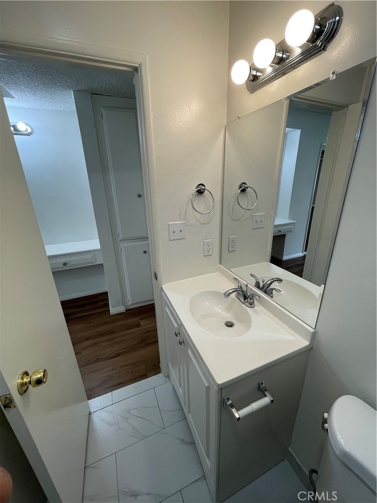 1141 Pine - Photo 5