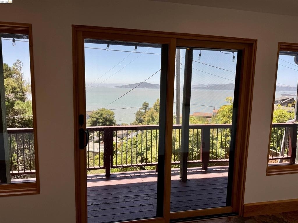 517 Golden Gate Ave - Photo 3