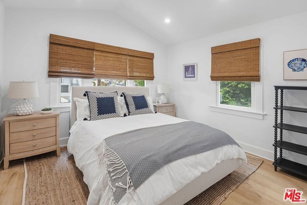204 S Broadway - Photo 16