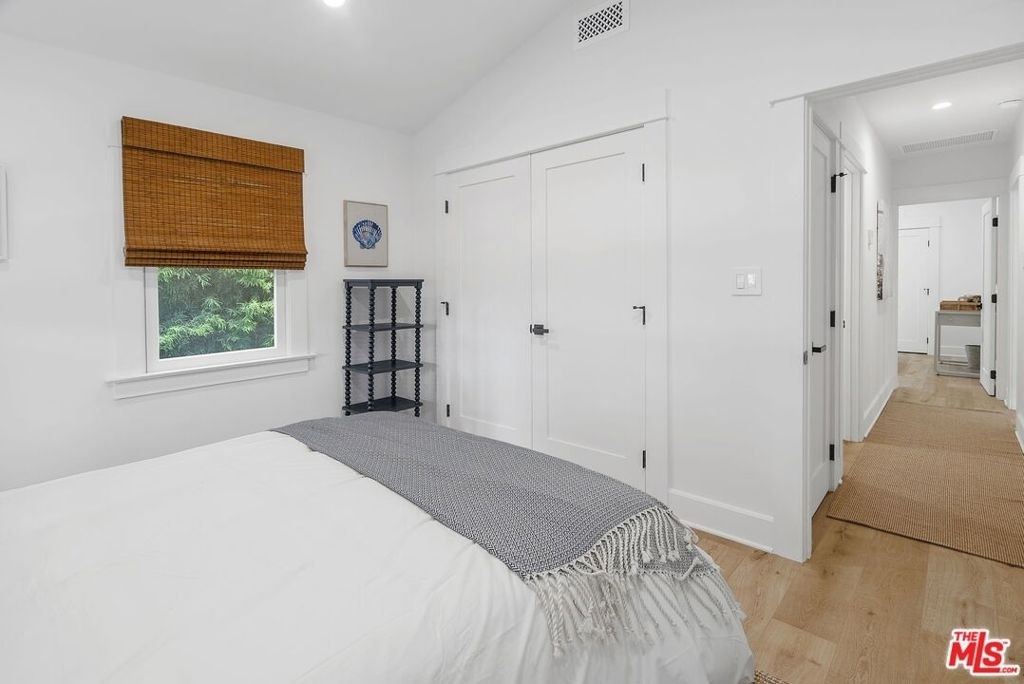 204 S Broadway - Photo 17