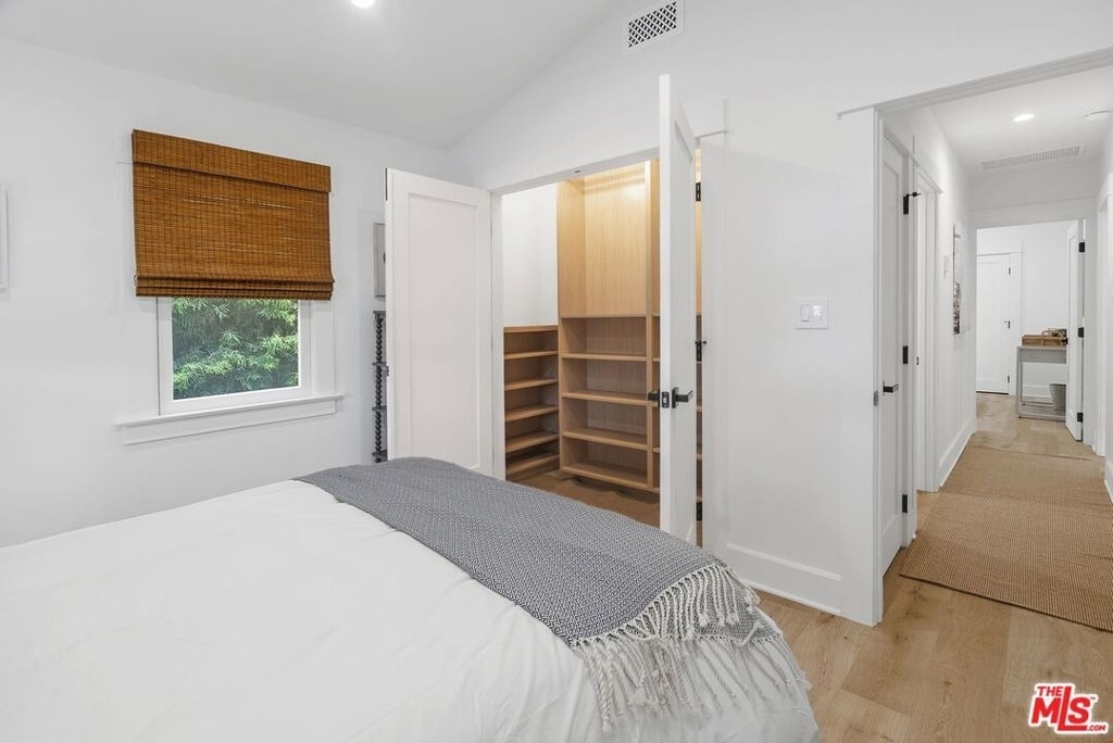 204 S Broadway - Photo 18