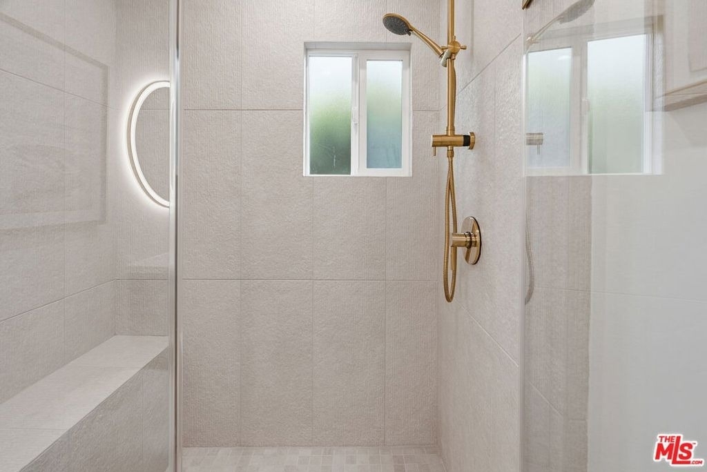 204 S Broadway - Photo 15