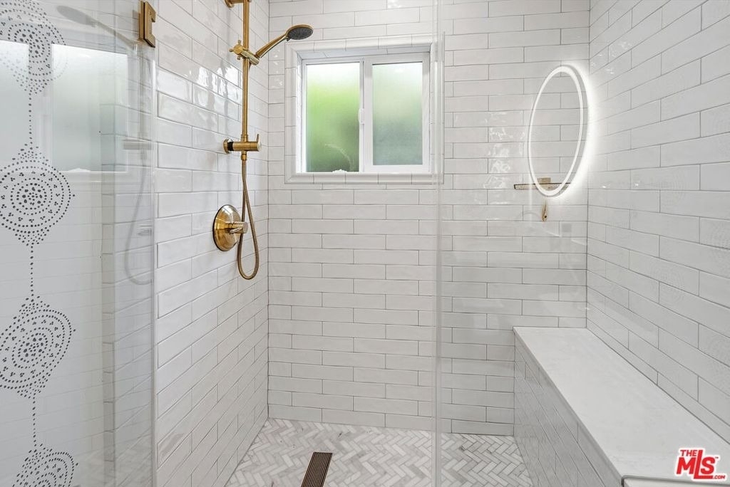 204 S Broadway - Photo 22