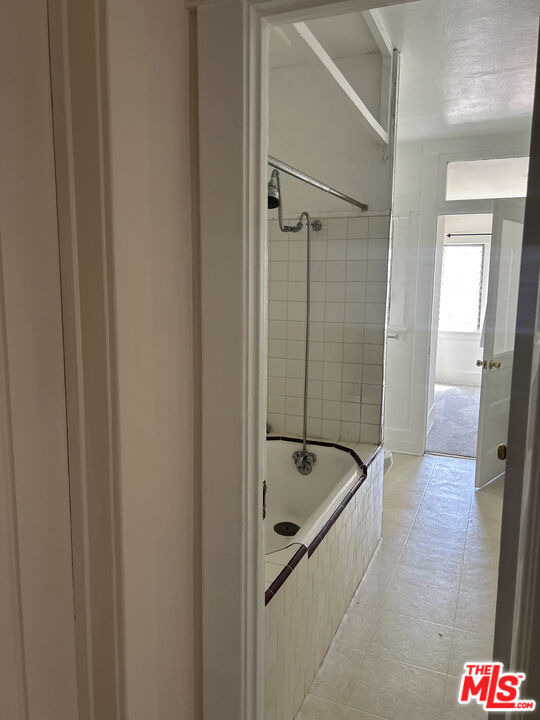 1042 2nd Street - Photo 25
