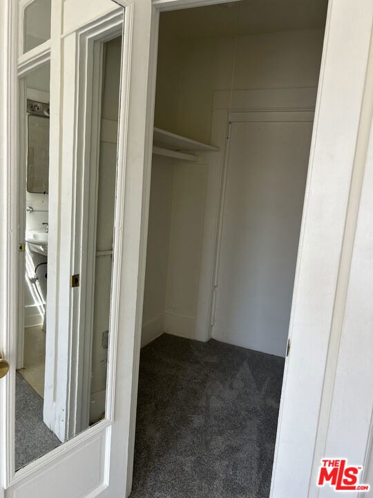1042 2nd Street - Photo 8