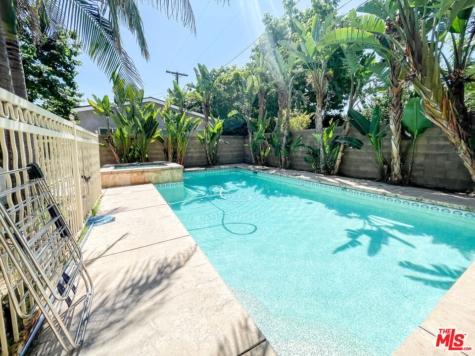 12612 Hatteras Street - Photo 12