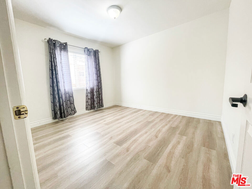12612 Hatteras Street - Photo 7