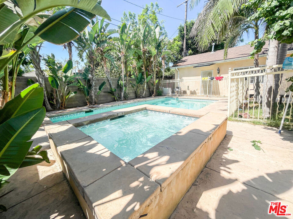 12612 Hatteras Street - Photo 11