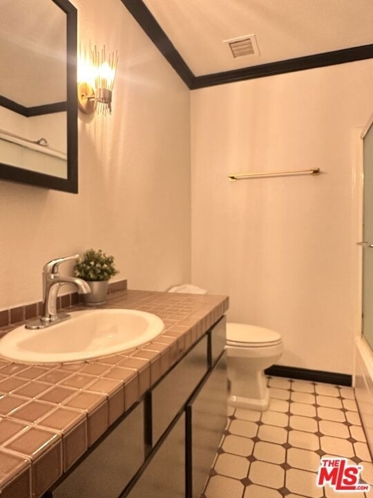 1131 Alta Loma Road - Photo 13