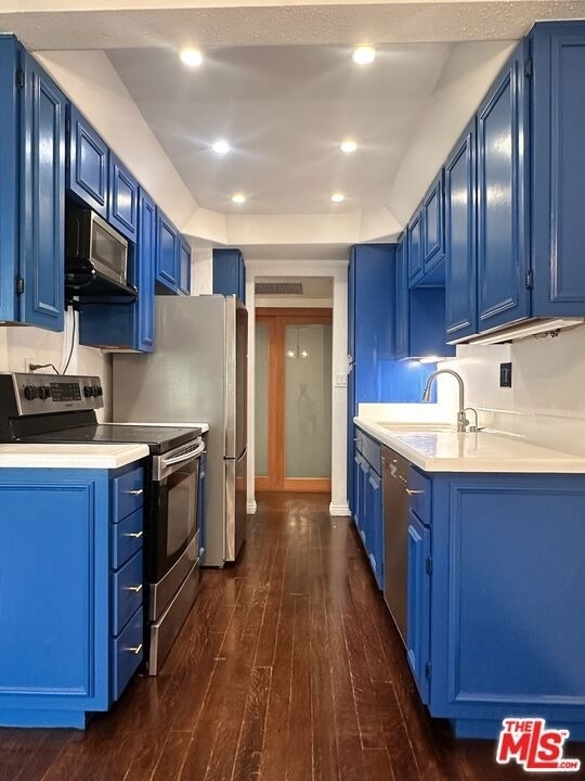 1131 Alta Loma Road - Photo 5