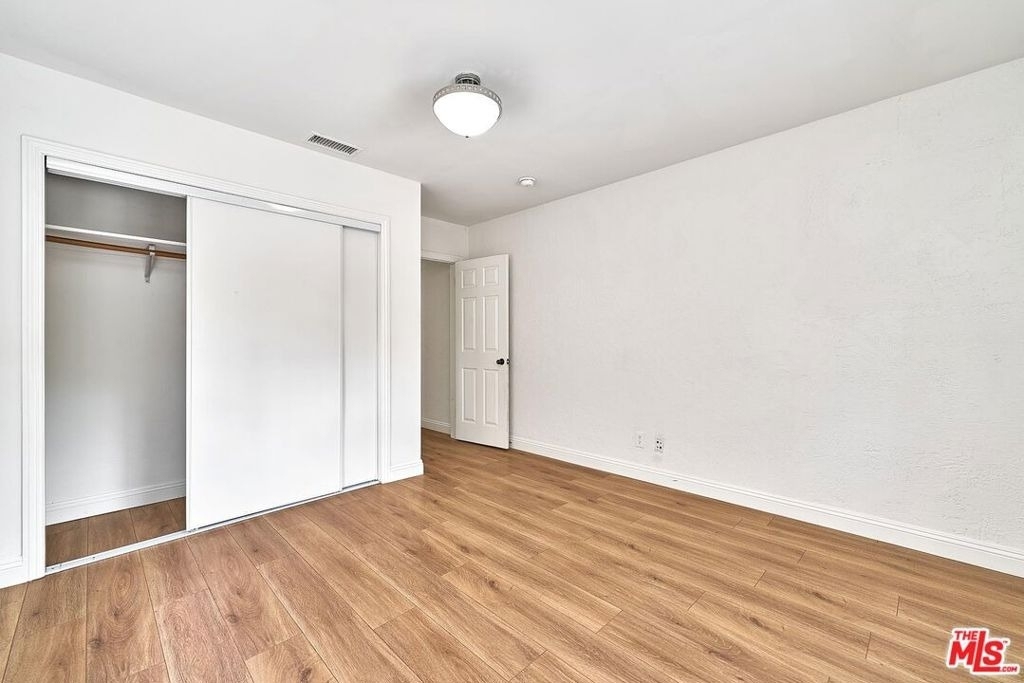 1120 S Plymouth Boulevard - Photo 23