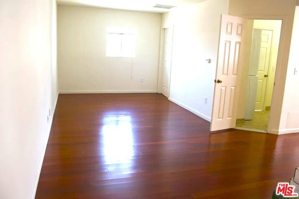 4343 W 4th Street - Photo 3
