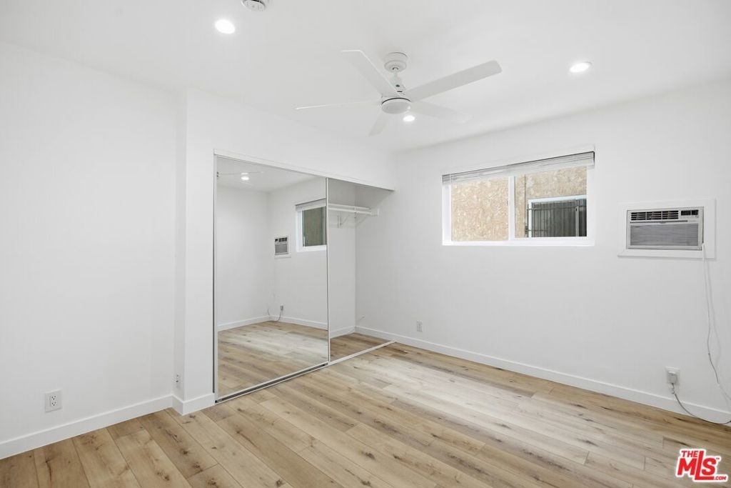 4916 Hazeltine Avenue - Photo 10