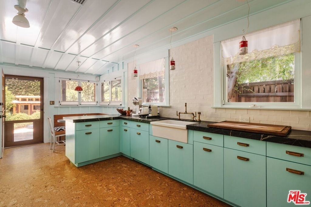 1951 Canyon Drive - Photo 9