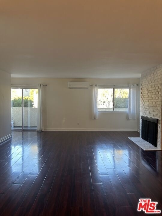 2452 Chelsea Place - Photo 8